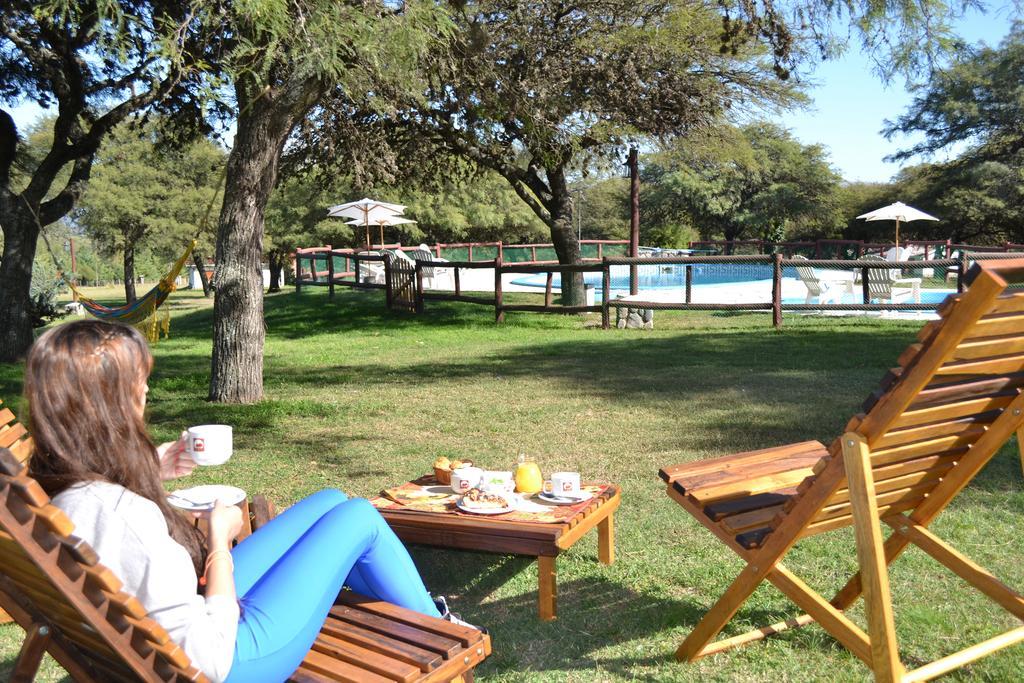 Cabanas Los Algarrobos Вила Генерал Белграно Екстериор снимка